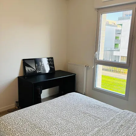 בית אירוח Spacieuse Et Lumineuse אנז'ה