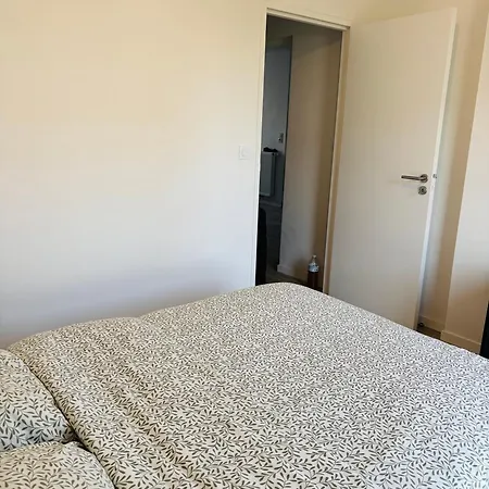 Spacieuse Et Lumineuse בית אירוח *