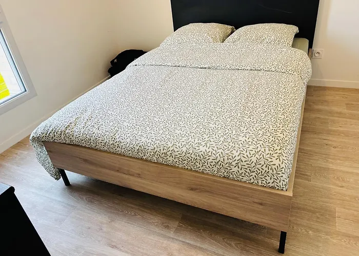 Spacieuse Et Lumineuse בית אירוח